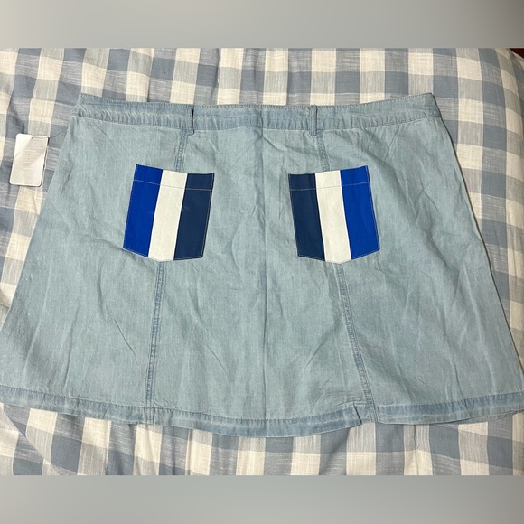 Disney “Jean” skirt - Picture 2 of 4